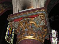Paris, Eglise St Germain des Pres, chapiteau colore (oiseaux et monstres et tete)